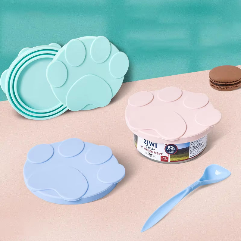 2-in-1 Portable Silicone Pet Food Sealer & Spoon - Keep Your Dog or Cat's Food Fresh!